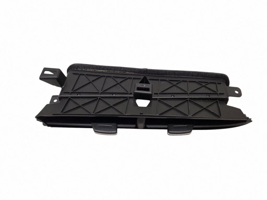 Armatuurlaua keskmine õhutusrest 84095203 – Cadillac XT6 (2019-)