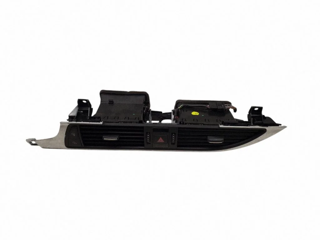 Dash center air vent grill – Audi A7 S7 4G (2011-2017)