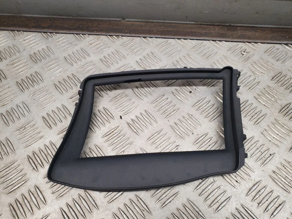 Head-up-ekraani viimistlus – Audi A6 S6 C7 4G (2011-2018)