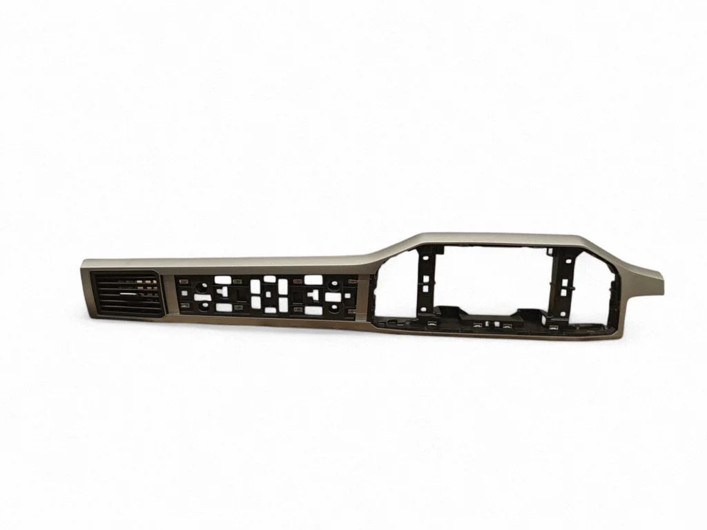 Panel deski rozdzielczej (środkowy) 3CN858416H
