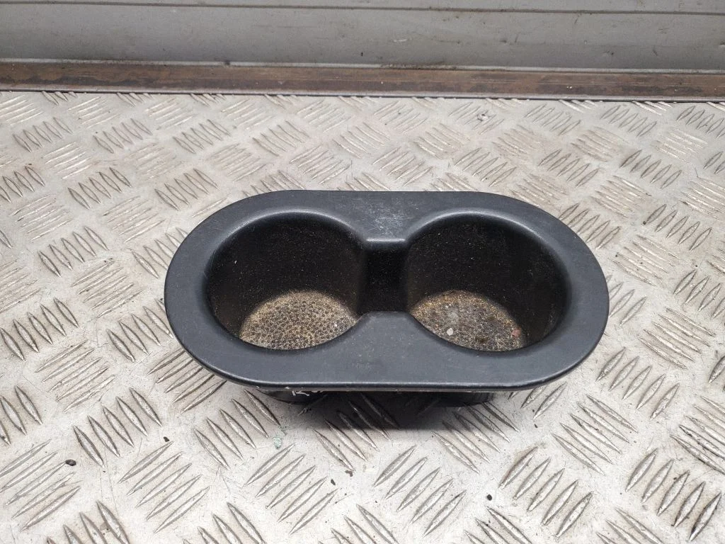 Krūzes turētājs 5HD65TRMAC