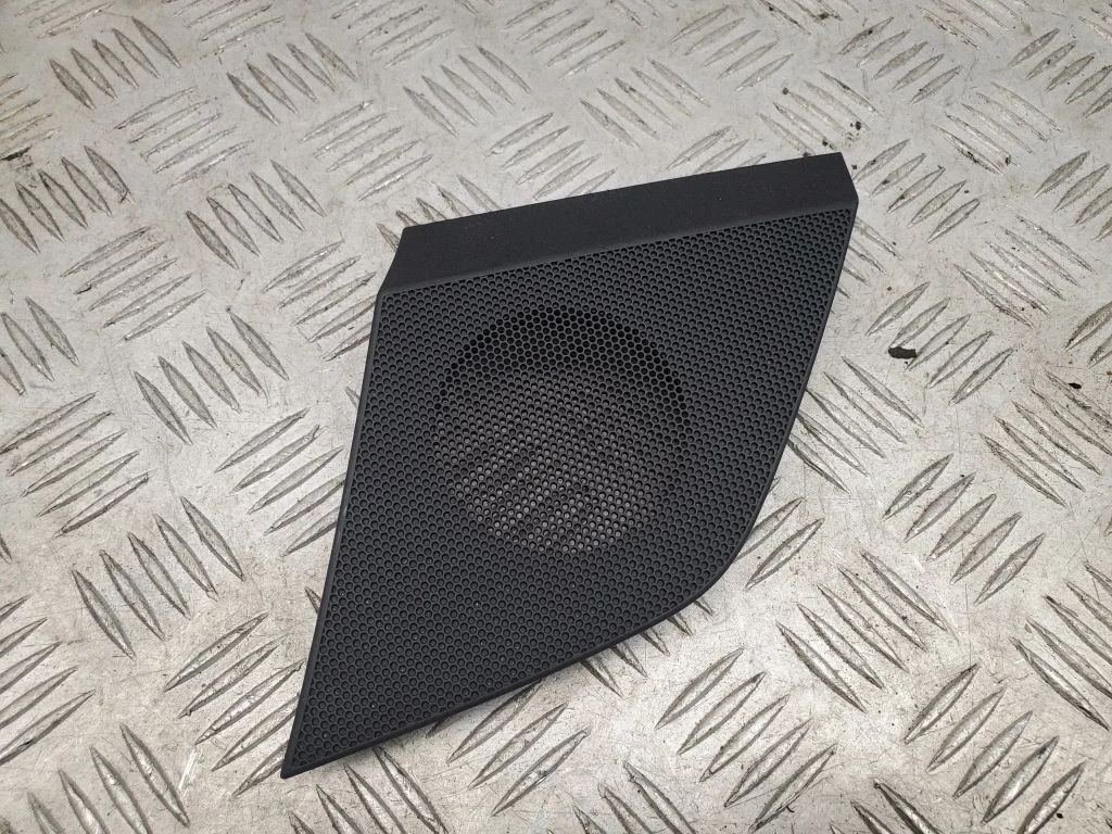 Side speaker trim/cover – Audi RS Q8 (2019-)
