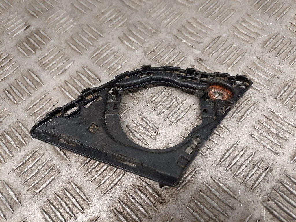 Side speaker frame – Audi Q7 4M (2015-)