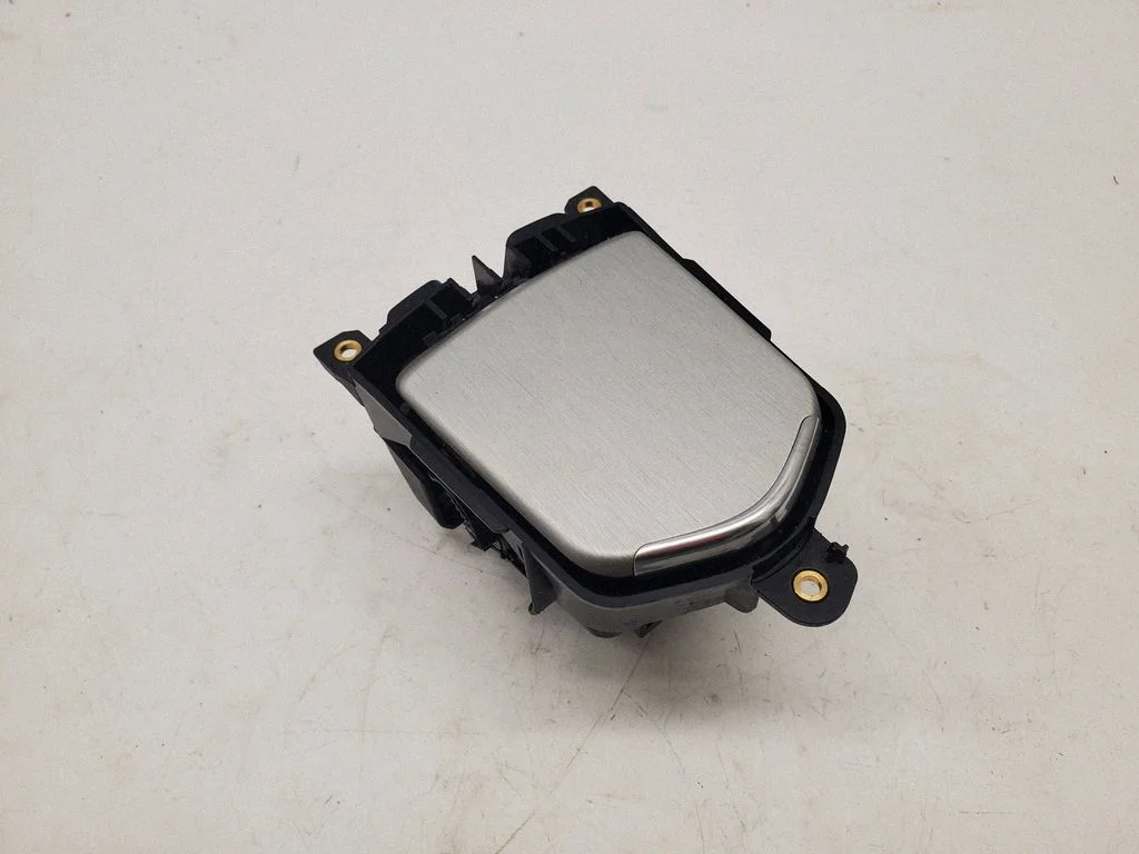 Ashtray (front) 97055335100