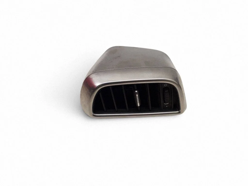 Rear air vent grill – Porsche Cayenne (92A) (2010-2017)