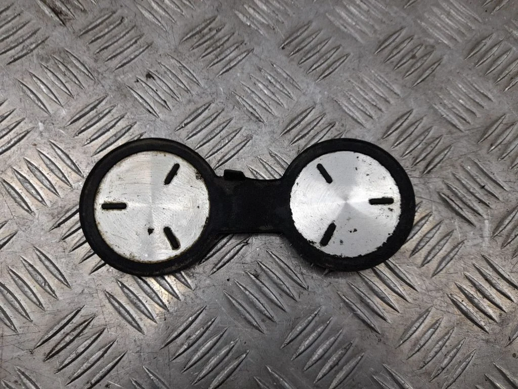 Krūžu turētāja gumijas paliktnis 105155925