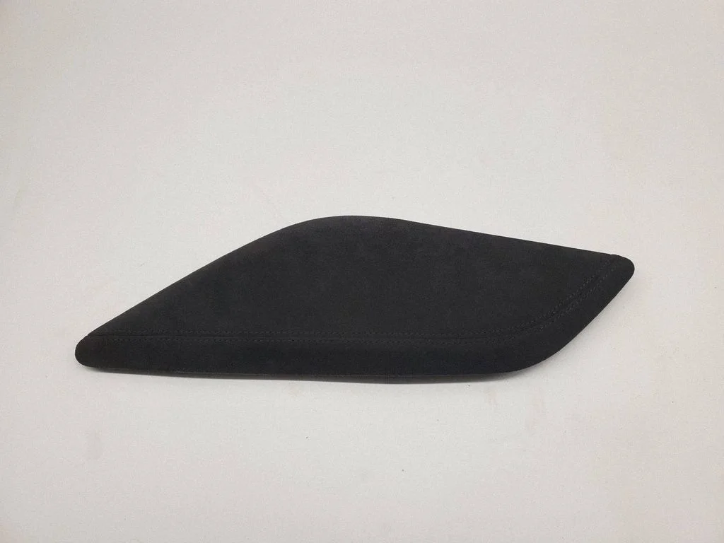 Sāna apdare (priekšējā) 4G0863306