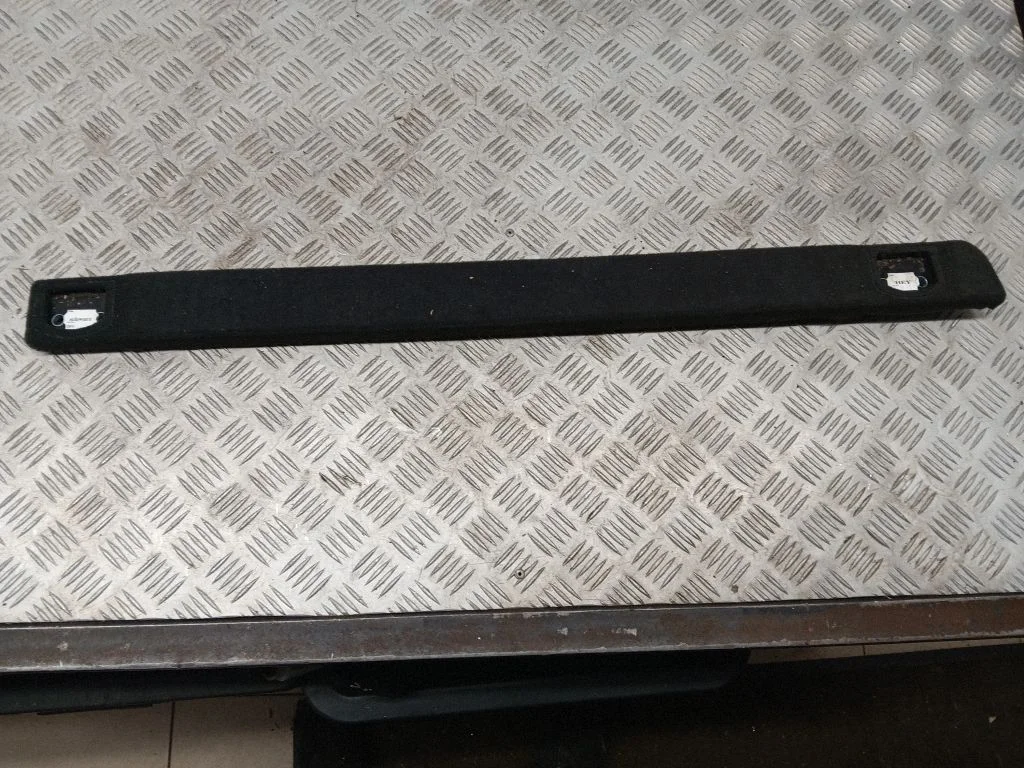 Centre console side trim rear – Porsche Cayenne (92A) (2010-2017)