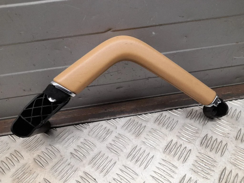 Front door interior handle trim – Porsche Cayenne (92A) (2010-2017)