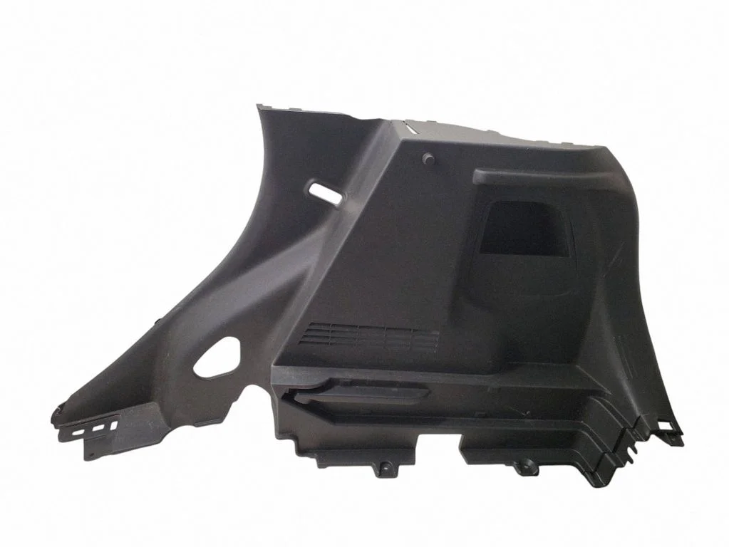 Trunk/boot lower side trim panel – right