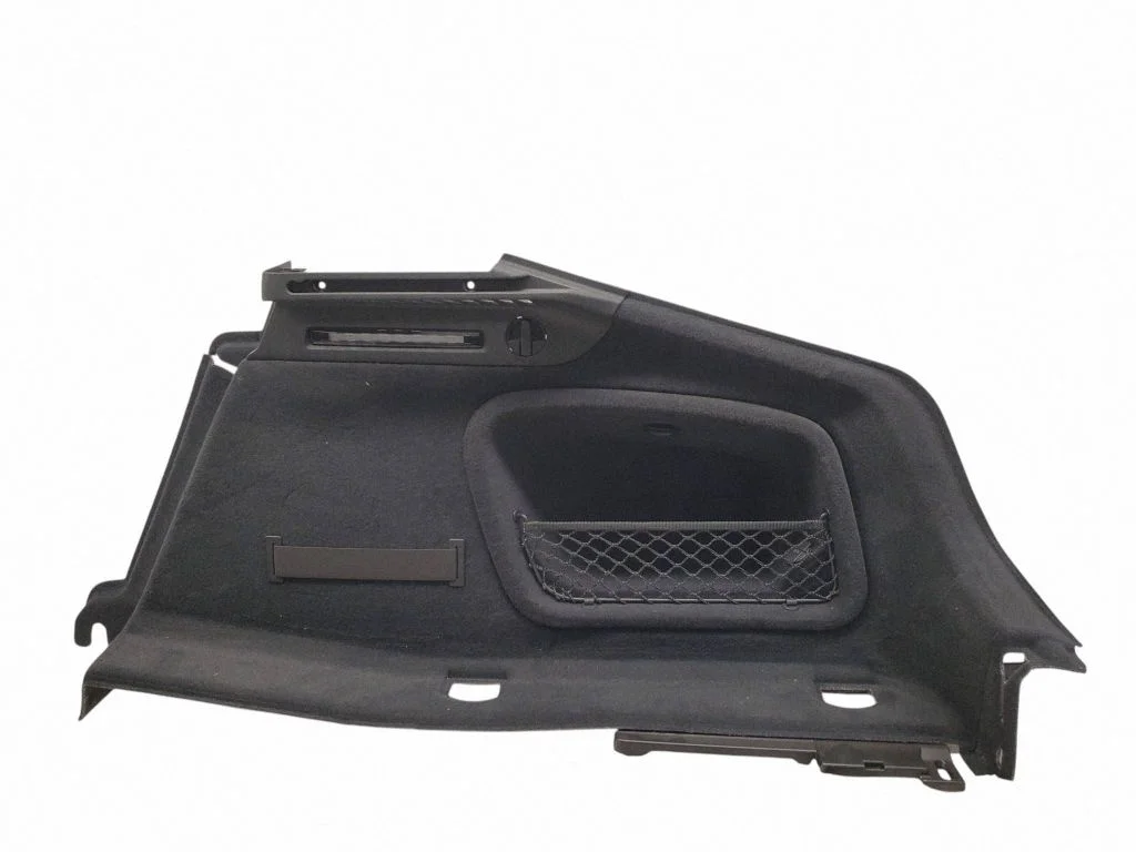 Dolny panel boczny bagażnika 8W8863880L