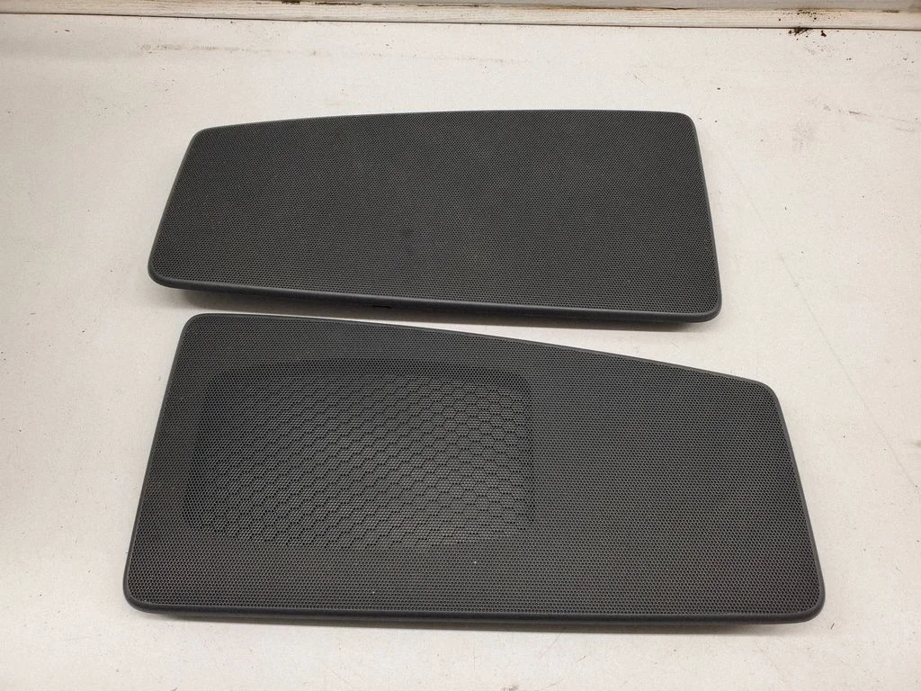 Parcel shelf speaker trim grill – Audi A3 S3 8V (2013-2019)