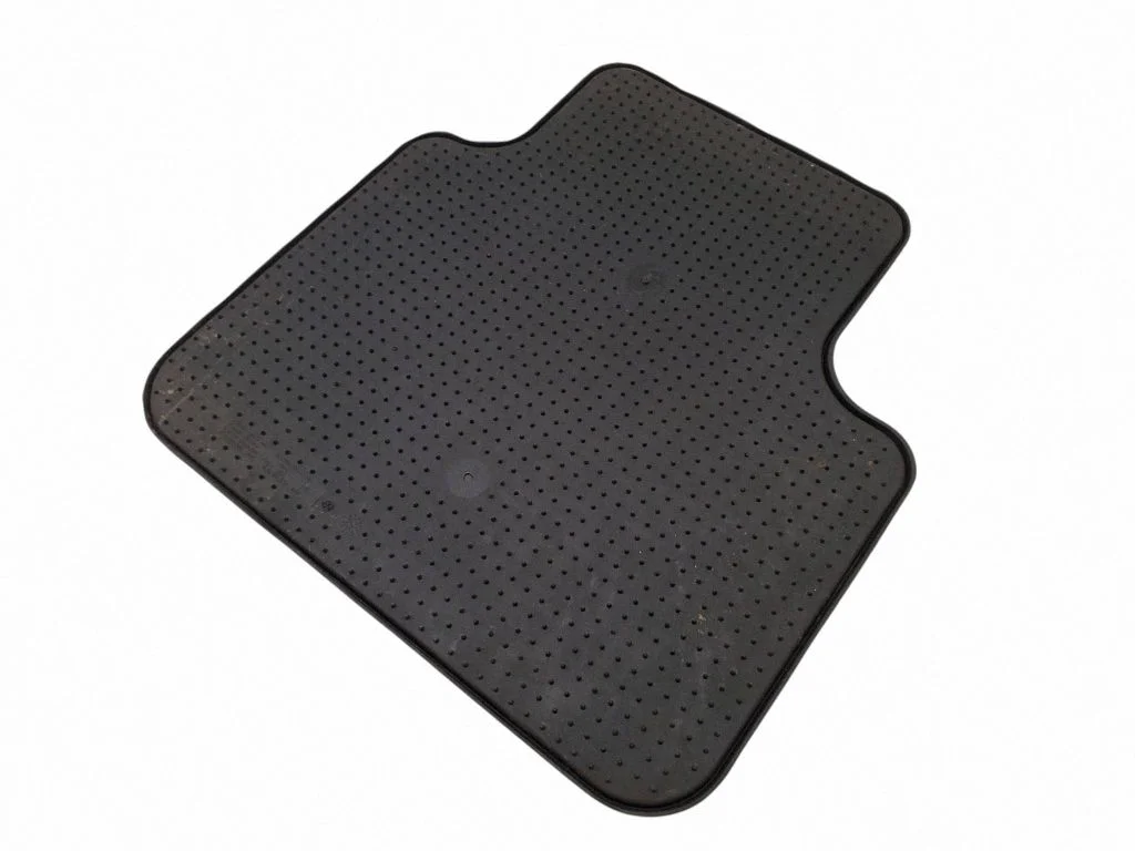 Aizmugurējais paklājiņš 3CN061550B