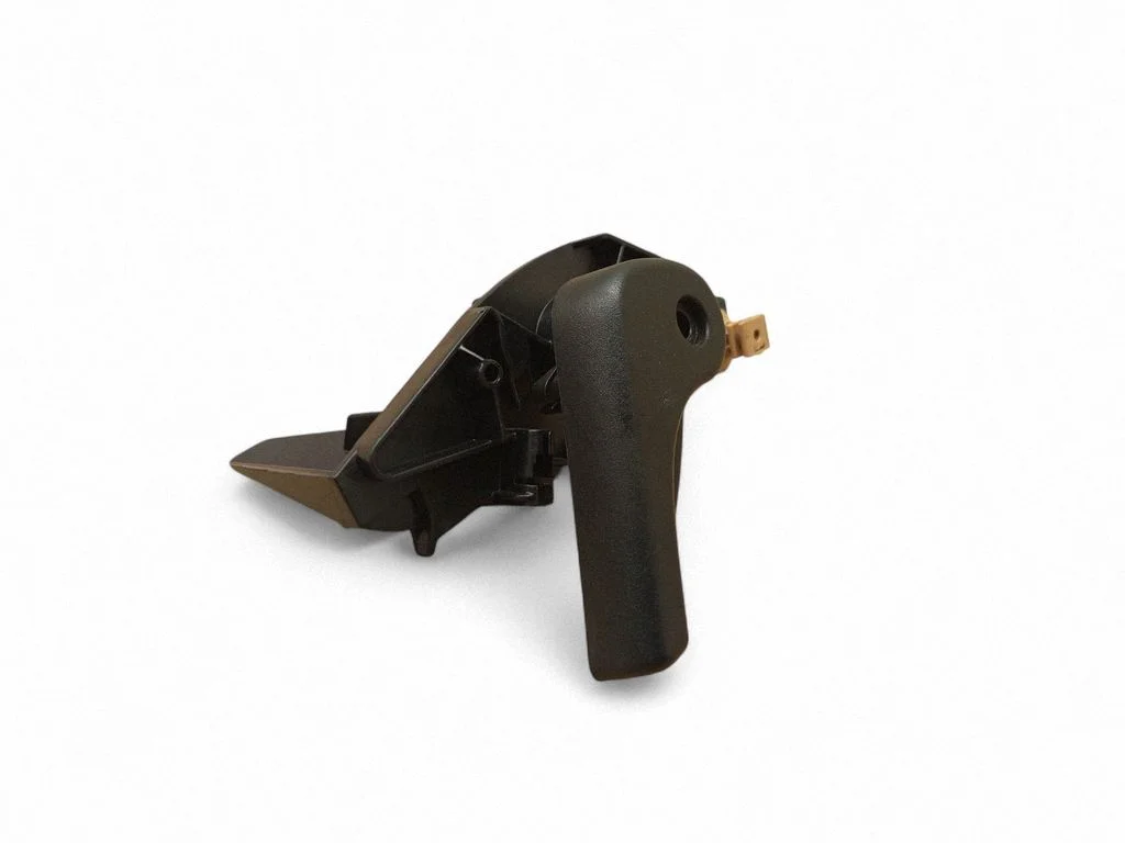 Engine bonnet (hood) release handle – BMW X6 F16 (2014-2017)