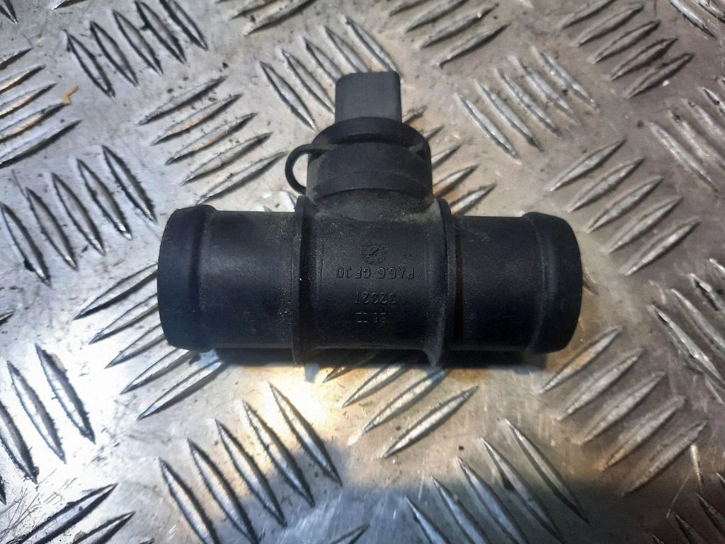 Coolant temperature sensor – Volkswagen Golf Plus (2005-2013)