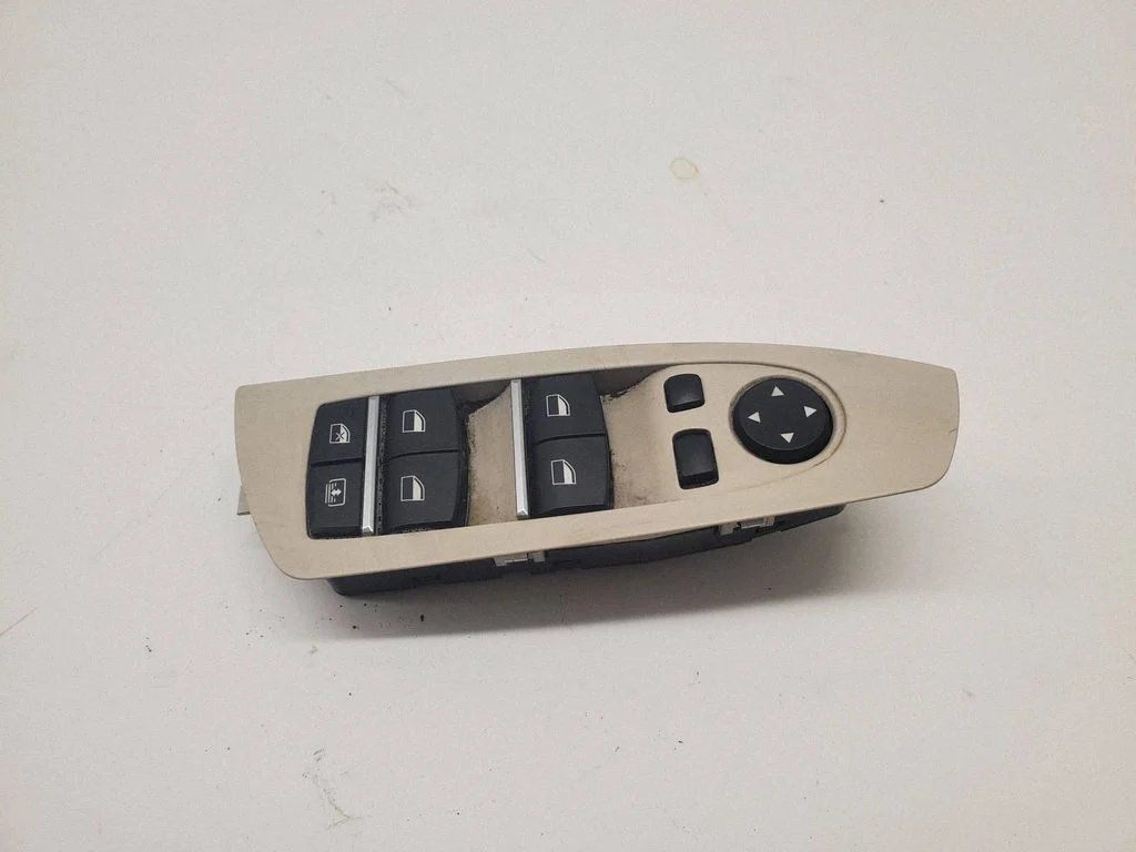 Przełącznik szyb elektrycznych 9258898