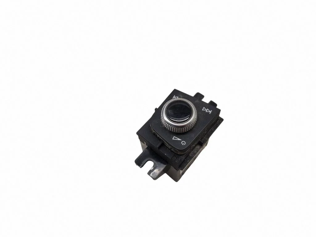 Regulator głośności 8W1919616D