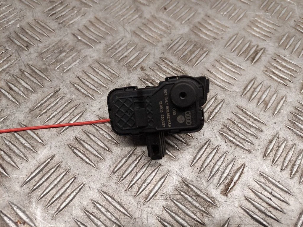 Fuel tank opening switch – Audi S5 Facelift (2013-)
