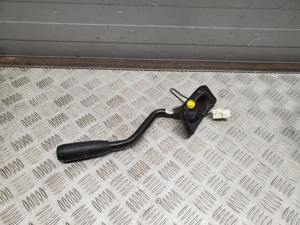 Gear shift switch/knob 5057536AD