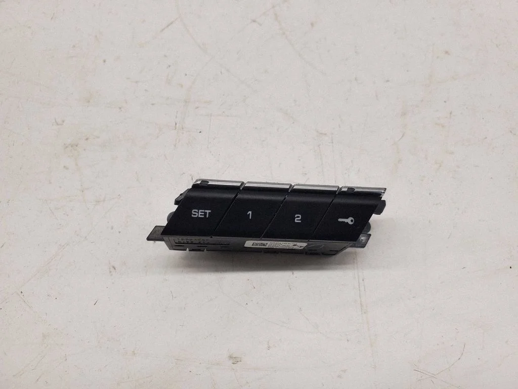Seat memory switch 10034020