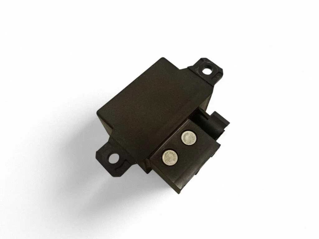 Coolant fan relay – BMW 7 Series F01 F02 F03 F04 (2008-2016)
