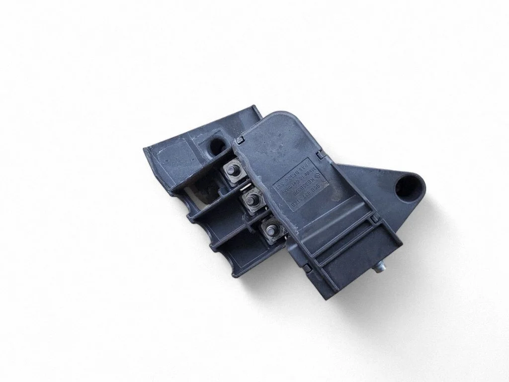 Current control relay – Porsche Macan (95B) (2014-2018)