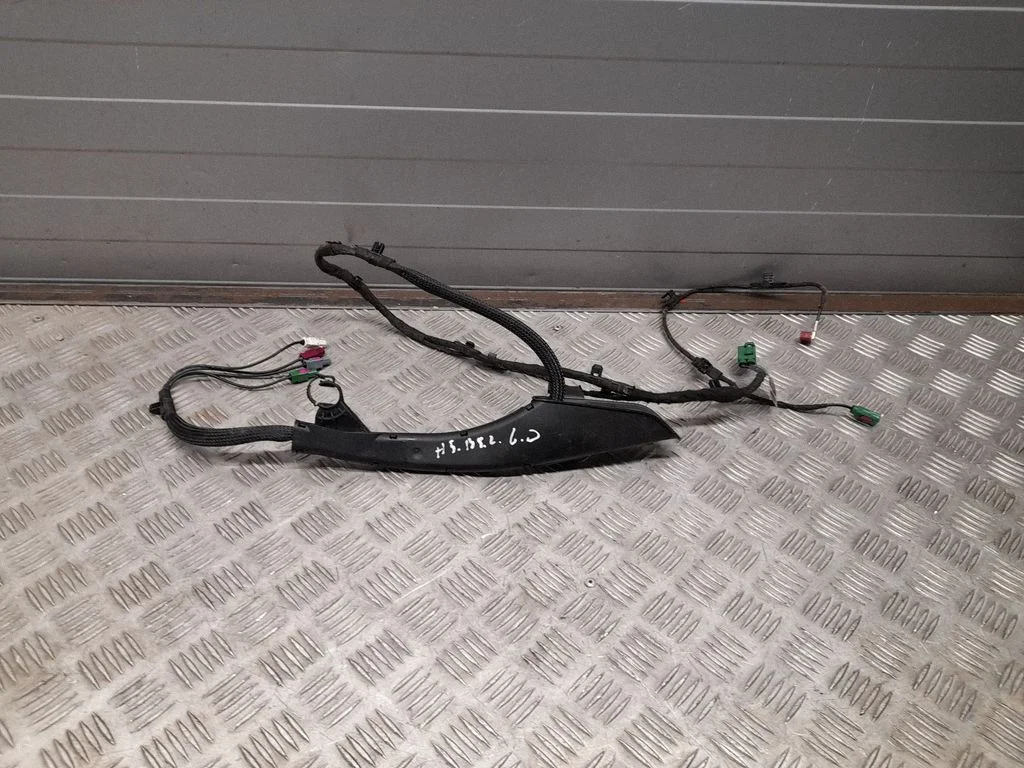 Jumta lūkas elektroinstalācija 8W7971822B