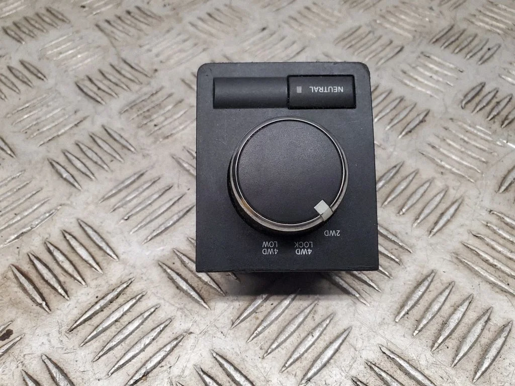 Aizmugurējā tilta vadības bloks P04602973AC
