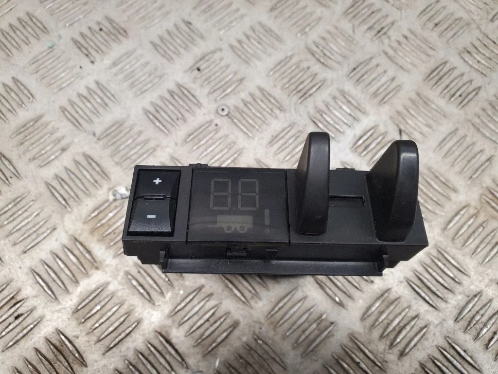 Piekabes āķa vadības bloks P56029431AM