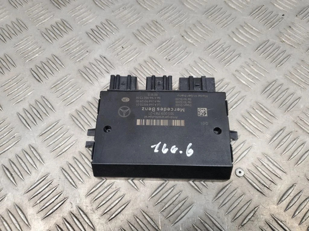 Piekabes āķa vadības bloks A2469005501