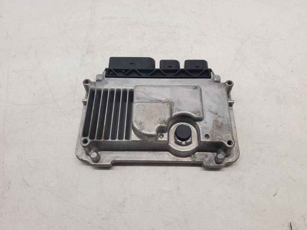 Roolivõimendi juhtplokk – Audi A8 S8 D4 4H (2010-2016)