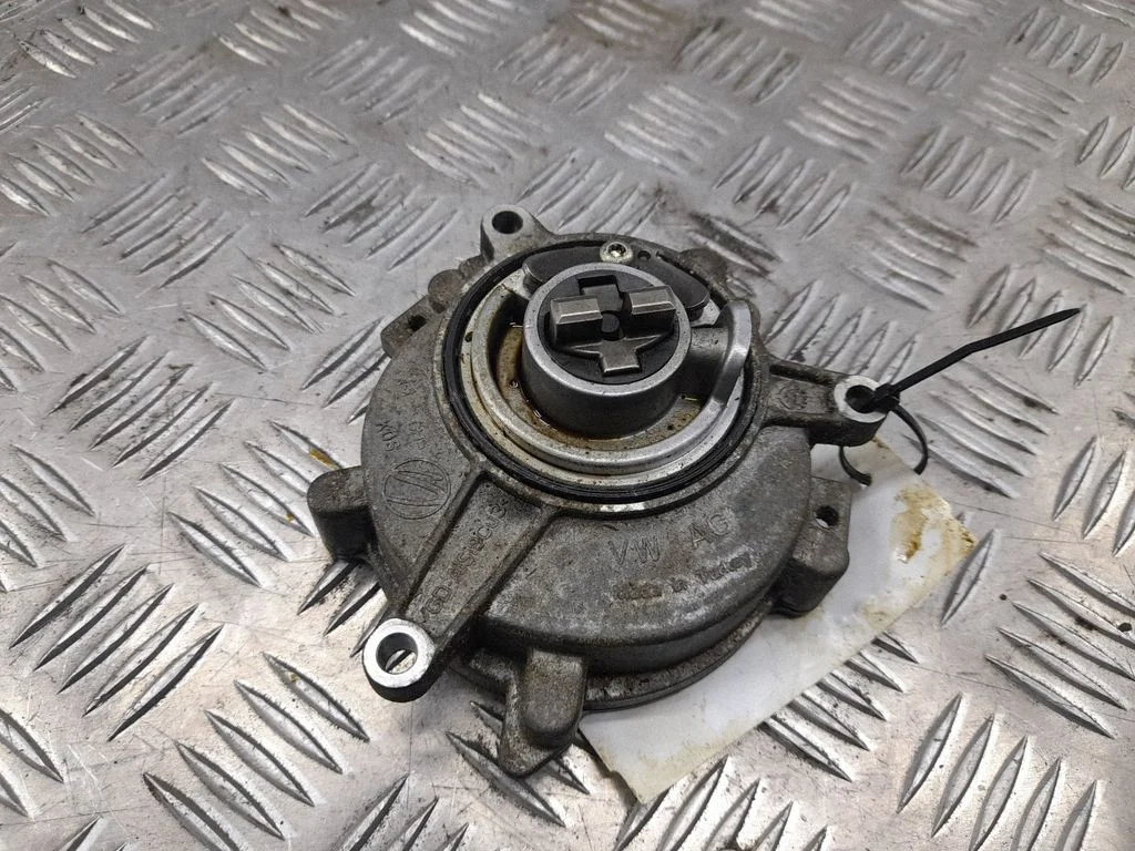 Vakuuma sūknis 06M145100L