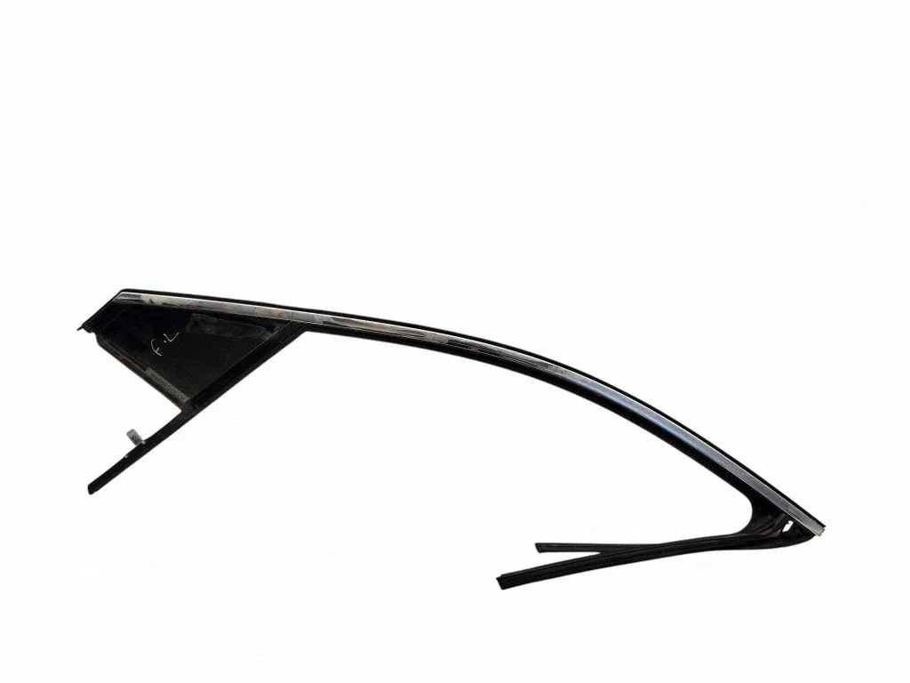 Front door vent window glass four-door 644955B