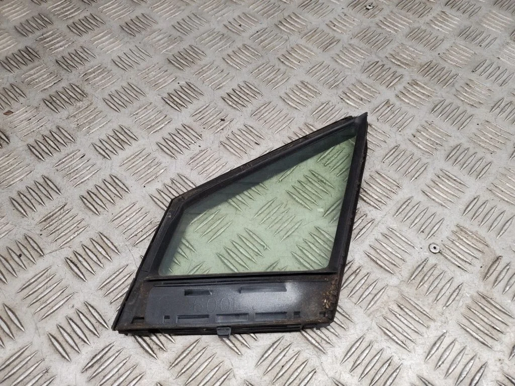 Front door vent window glass four-door – Lexus NX (2014-2021)