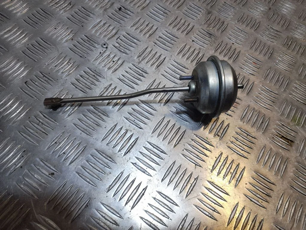 Vakuuma vadības vārsts NERA