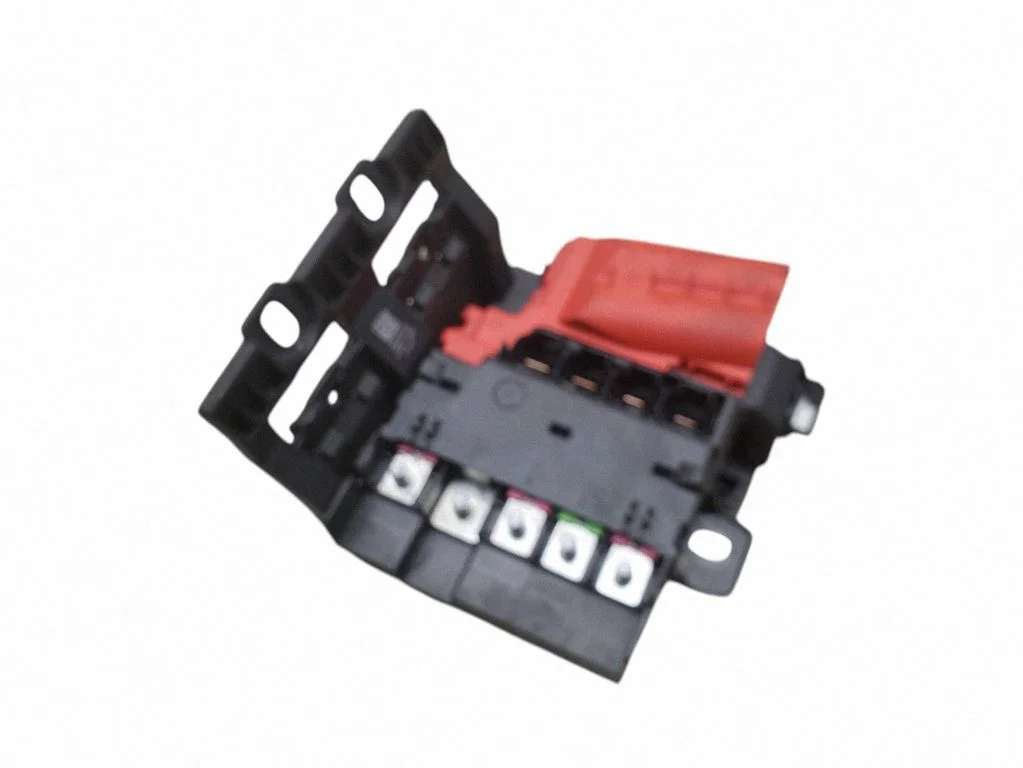 Plussjuhtmete ühendussõlm 6802945