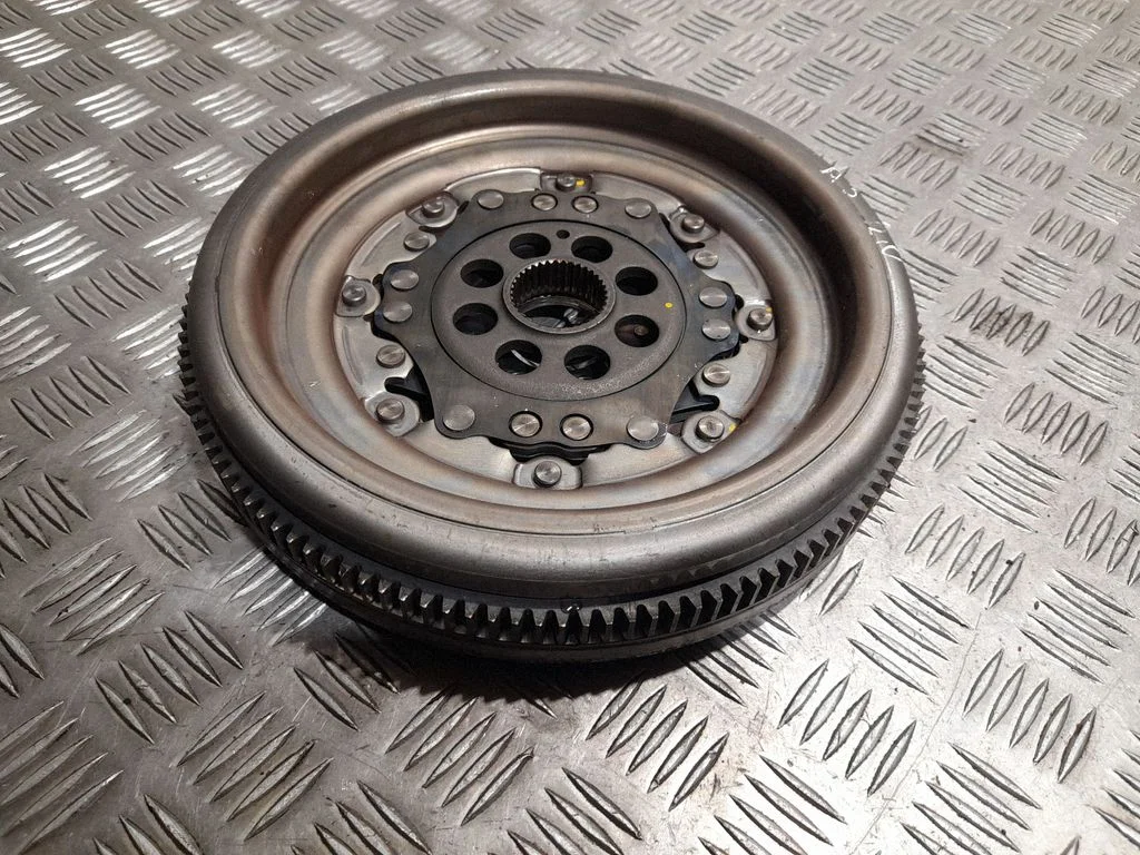 Dual mass flywheel – Audi A3 S3 8V (2013-2019)