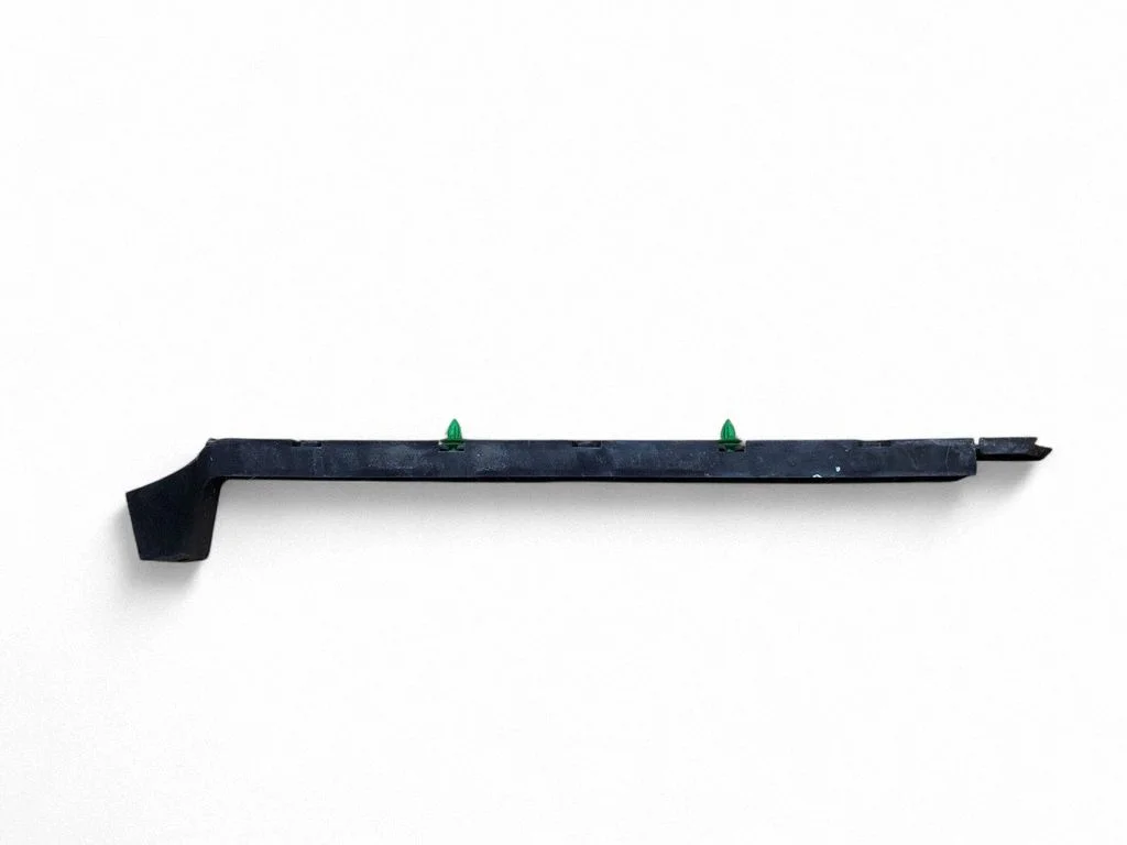 Bumper support mounting bracket corner 68226565AC