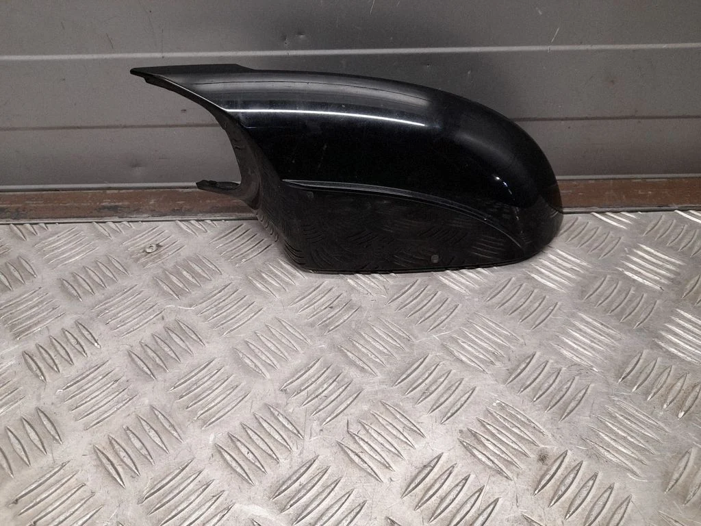 Spoguļa plastmasas apdare A2526415