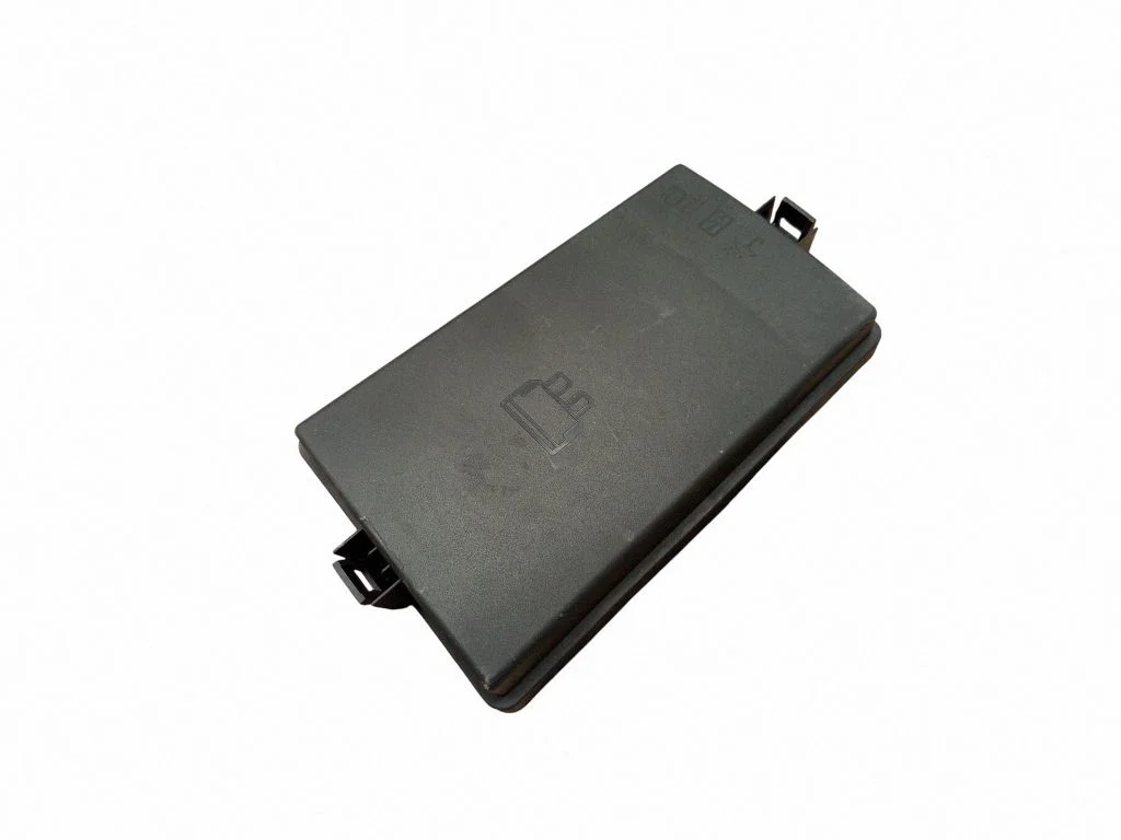 Fuse box cover 5Q0937132B