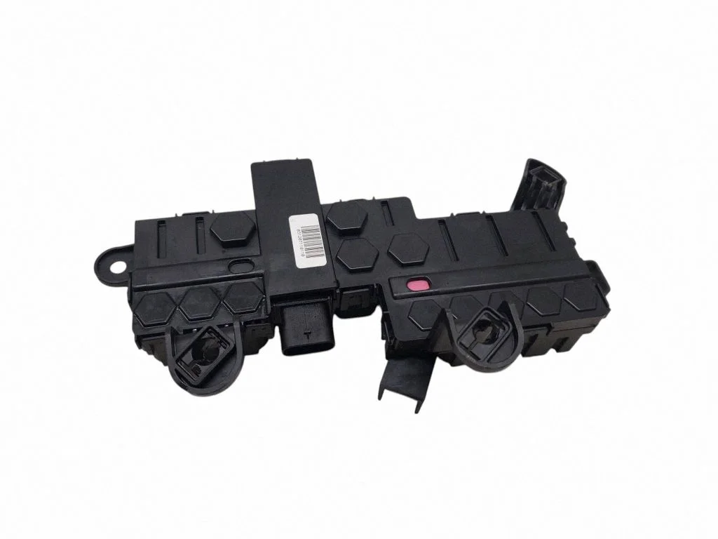 Drošinātāju bloks A2215404250
