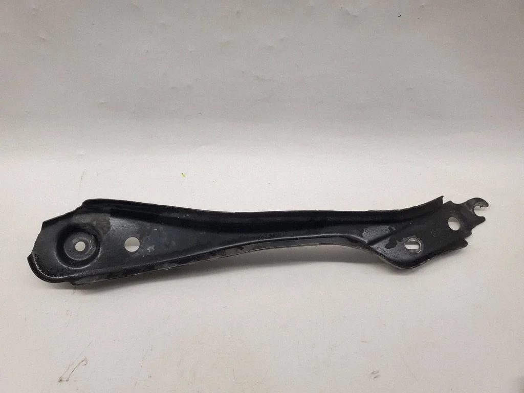 Other under body part 20755801C