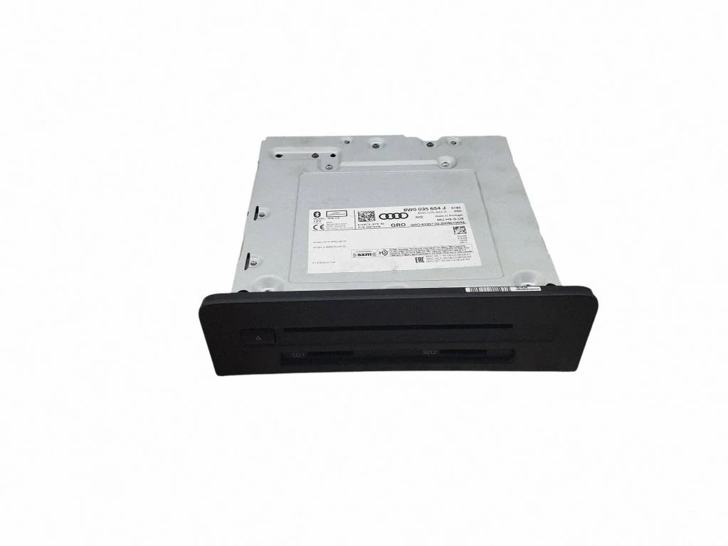 Radio/CD/DVD atskaņotājs/navigācija 8W0035654J