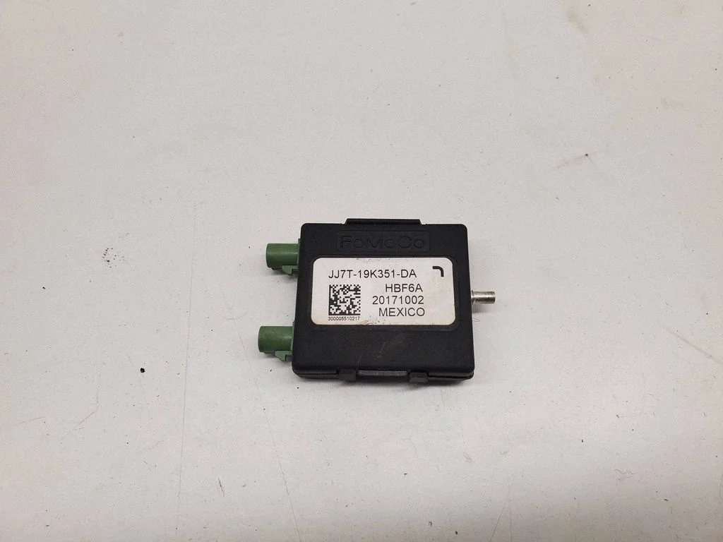 Wzmacniacz antenowy JJ7T19K351DA