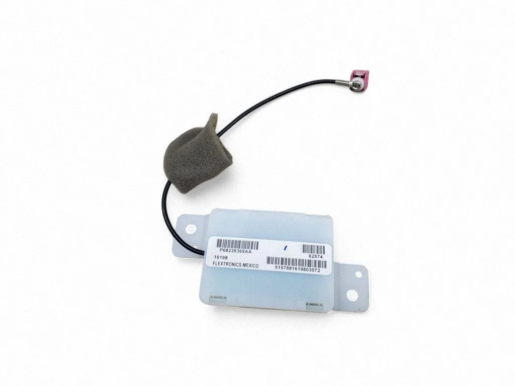 Salona komforta antena 68226365AA