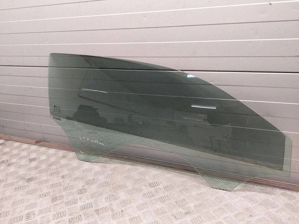 Galvenais priekšējo durvju stikls (divdurvju) 43R001237