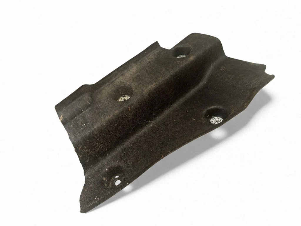 Rear bumper underbody cover/under tray 3QF825286