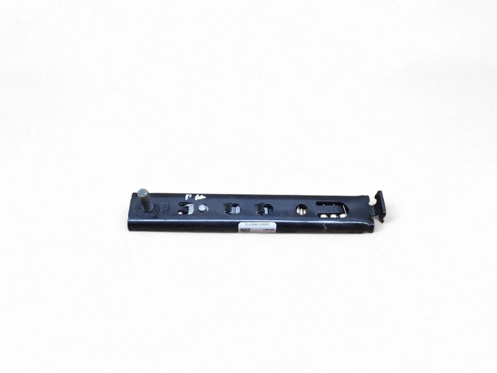 Priekšējā vadītāja sēdekļa sliede DP5354602B82AB