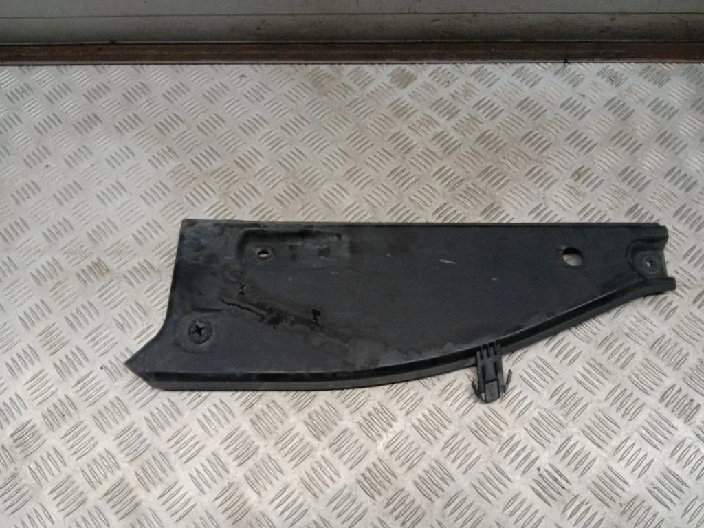 Priekšējās piekares dibena aizsargs 68234171AC