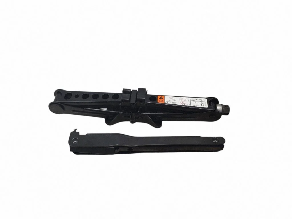 Domkrats FR3C17A078AA
